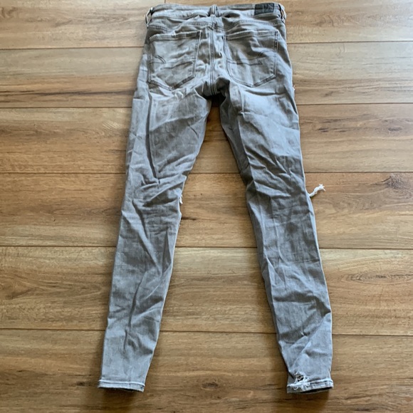 American Eagle sz 2 next level stretch distressed jean jeggings euc - Picture 6 of 8